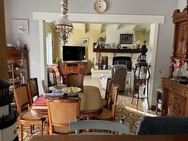 Maison - 145 m² - 5 pièces