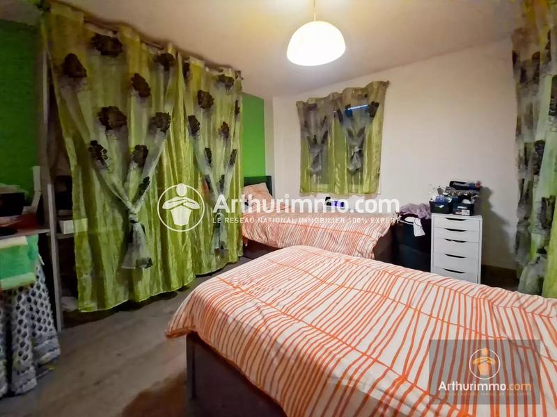 Maison - 96 m² - 5 pièces