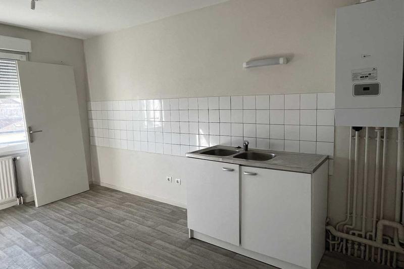 Appartement - 80 m² - 4 pièces
