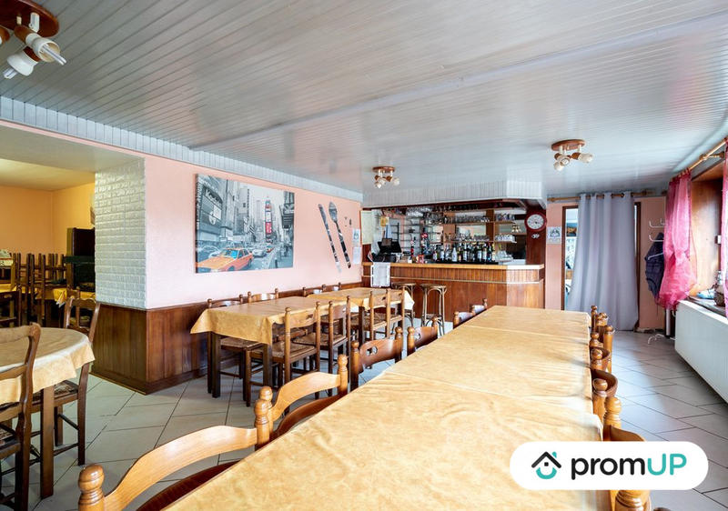 Maison - 346 m² - 18 pièces