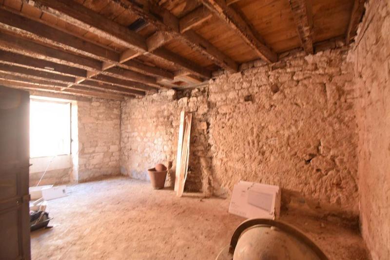 Maison de village - 259 m² - 6 pièces