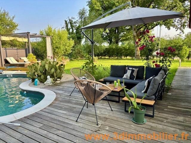 Maison - 95 m² - 4 pièces