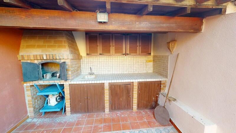 Maison traditionnelle - 139 m² - 8 pièces