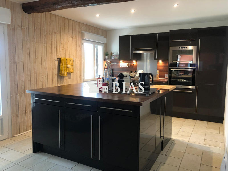 Maison - 165 m² - 7 pièces