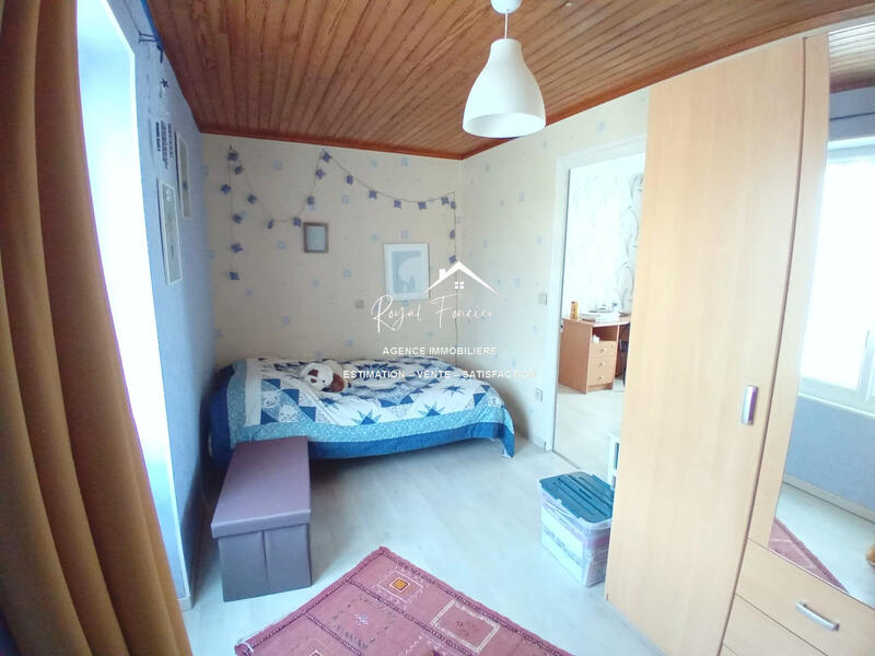 Maison ancienne - 195 m² - 7 pièces