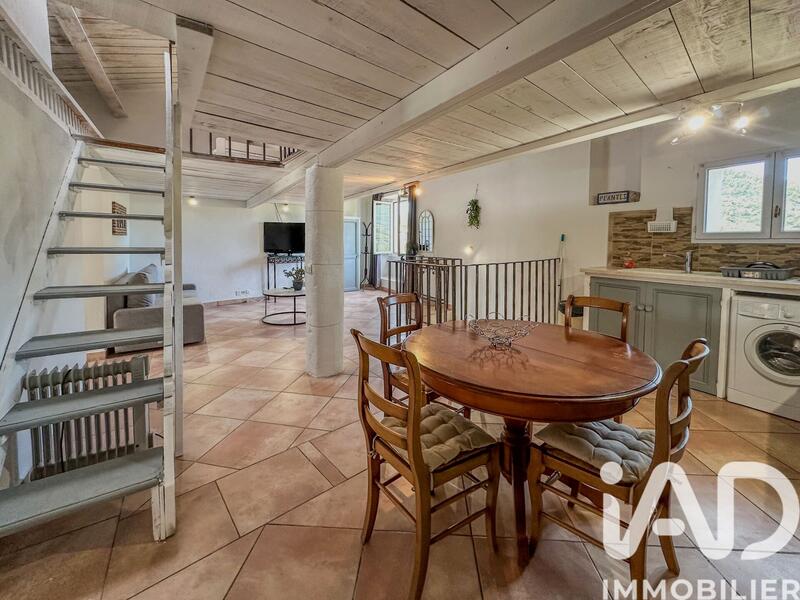 Appartement - 79 m² - 3 pièces