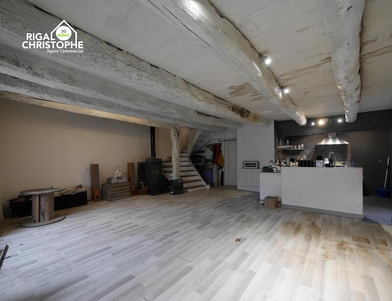 Maison en pierre - 115 m² - 6 pièces