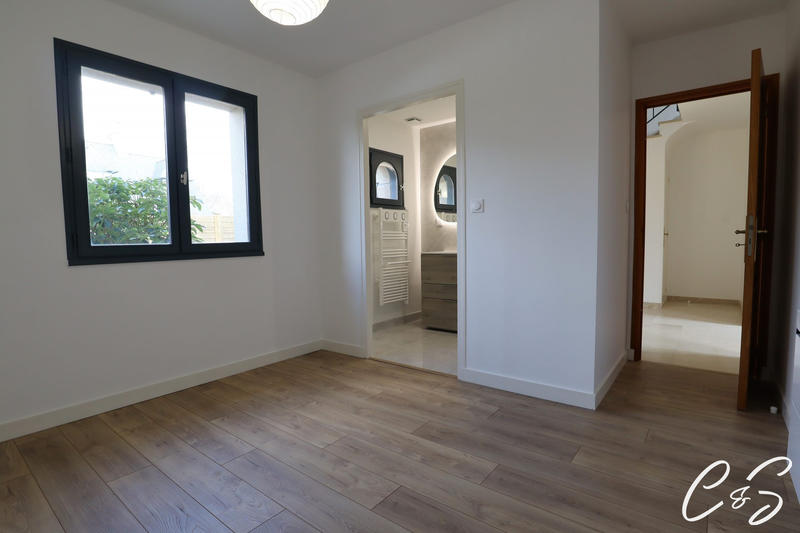 Maison - 132 m² - 7 pièces
