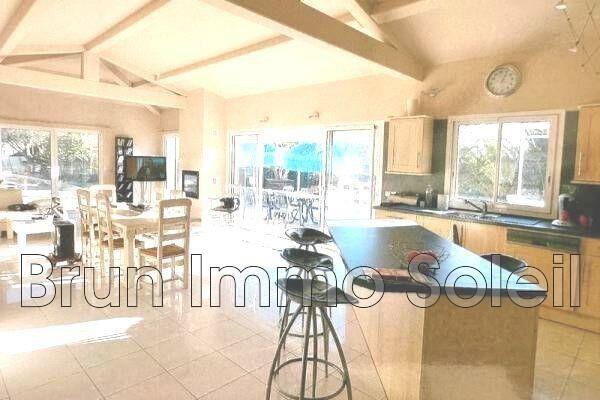 Villa - 110 m² - 4 pièces