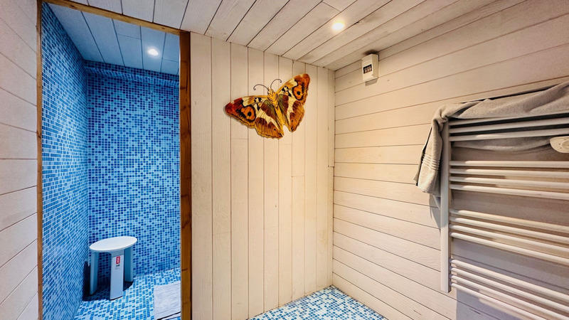 Maison - 140 m² - 8 pièces