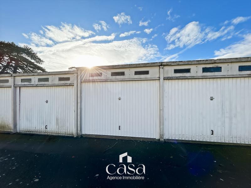 Parking / Garage - 12 m²