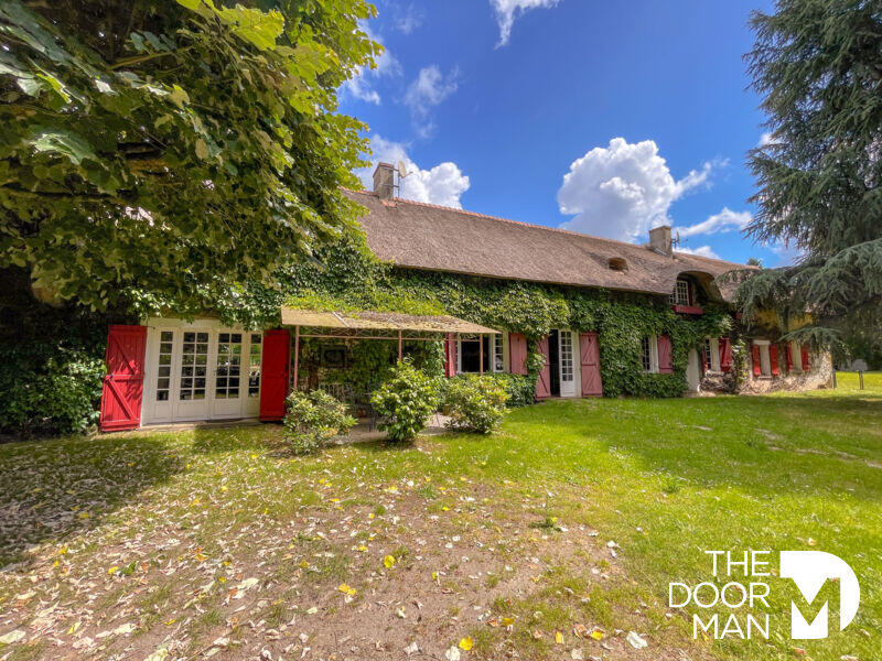 Maison - 350 m² - 15 pièces