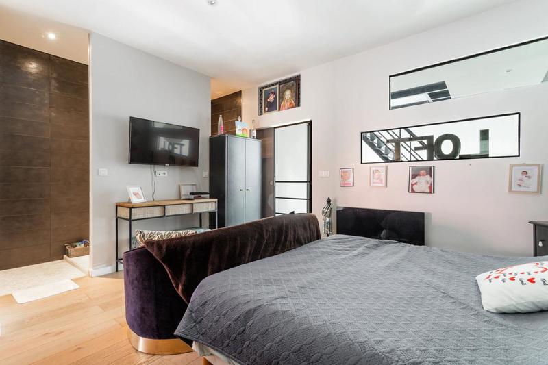 Loft - 154 m² - 4 pièces