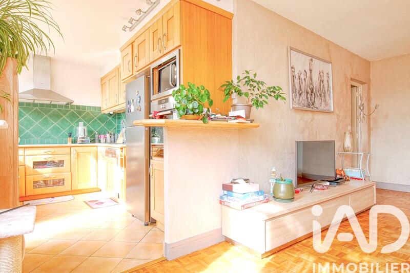 Appartement - 75 m² - 4 pièces