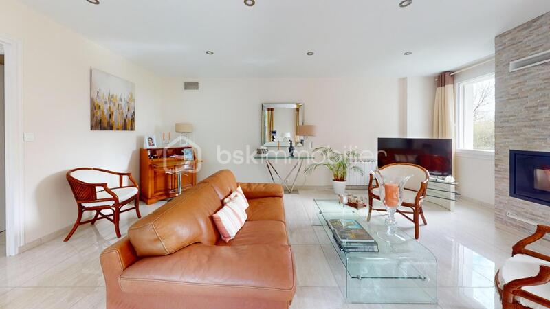 Maison - 149 m² - 6 pièces