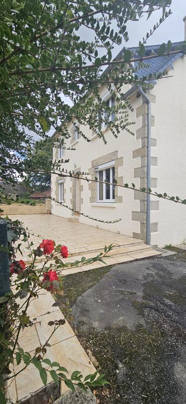 Maison - 94 m² - 4 pièces