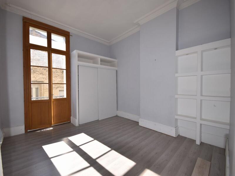 Appartement - 85 m² - 3 pièces