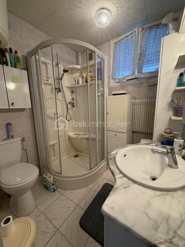 Appartement - 64 m² - 4 pièces