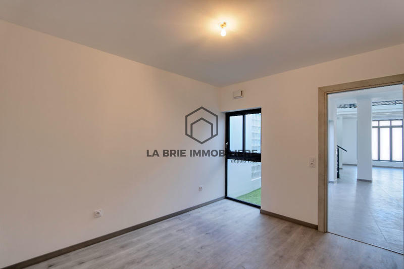 Maison - 85 m² - 5 pièces