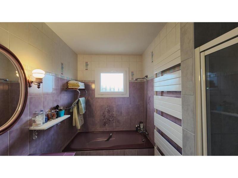 Pavillon - 120 m² - 6 pièces