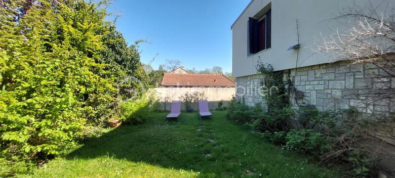 Maison - 140 m² - 7 pièces