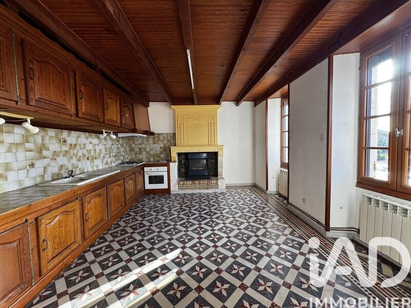 Maison de village - 112 m² - 6 pièces