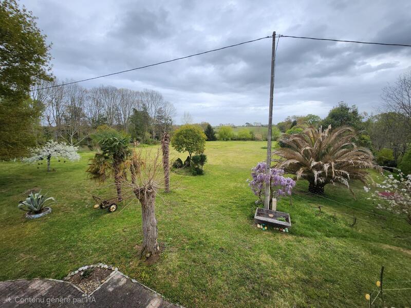 Maison - 210 m² - 7 pièces