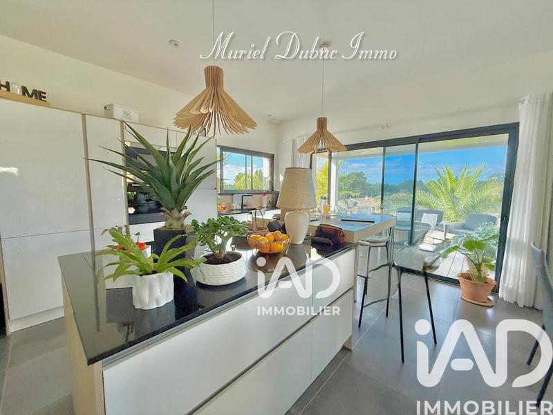 Maison - 141 m² - 6 pièces