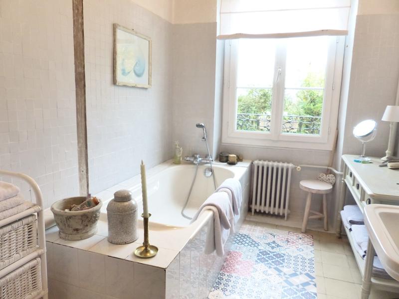 Maison - 518 m² - 30 pièces