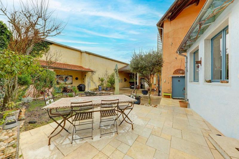 Maison - 213 m² - 5 pièces