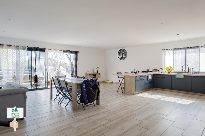 Maison - 166 m² - 6 pièces