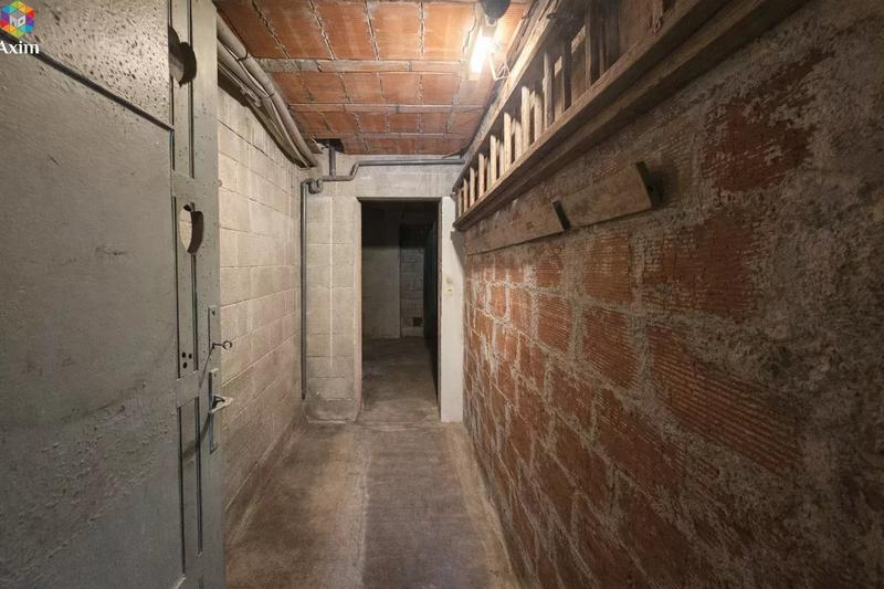 Villa - 218 m² - 8 pièces