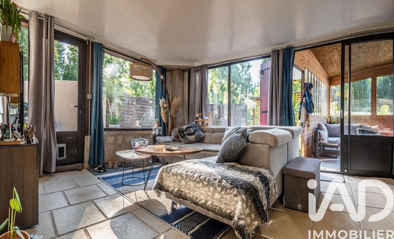 Maison - 120 m² - 2 pièces