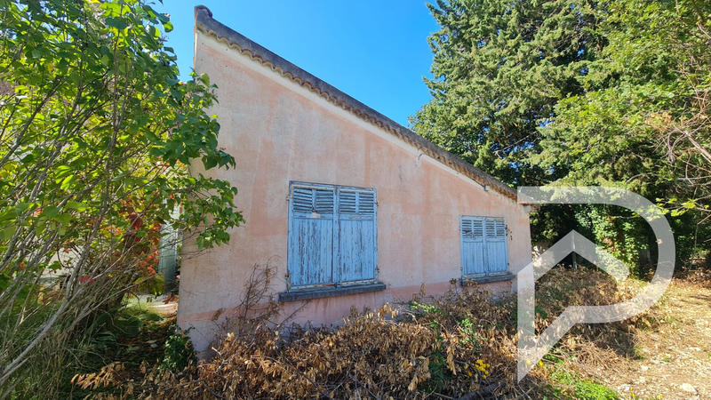 Maison - 295 m² - 8 pièces