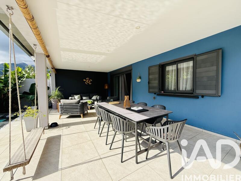 Maison - 143 m² - 5 pièces