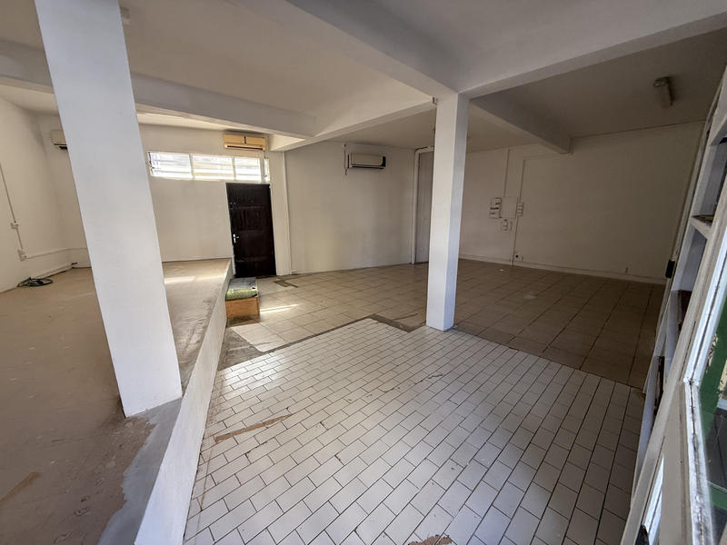 Local commercial - 80 m²