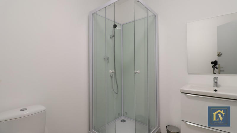 Chambre - 13 m² - 1 pièce