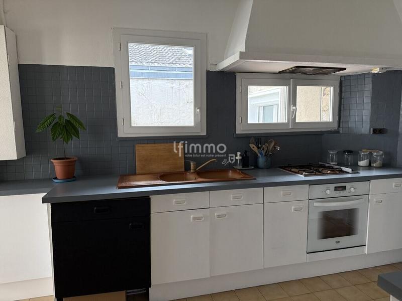 Maison - 87 m² - 5 pièces