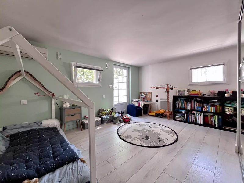 Maison - 170 m² - 6 pièces