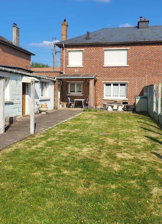 Propriété - 128 m² - 7 pièces