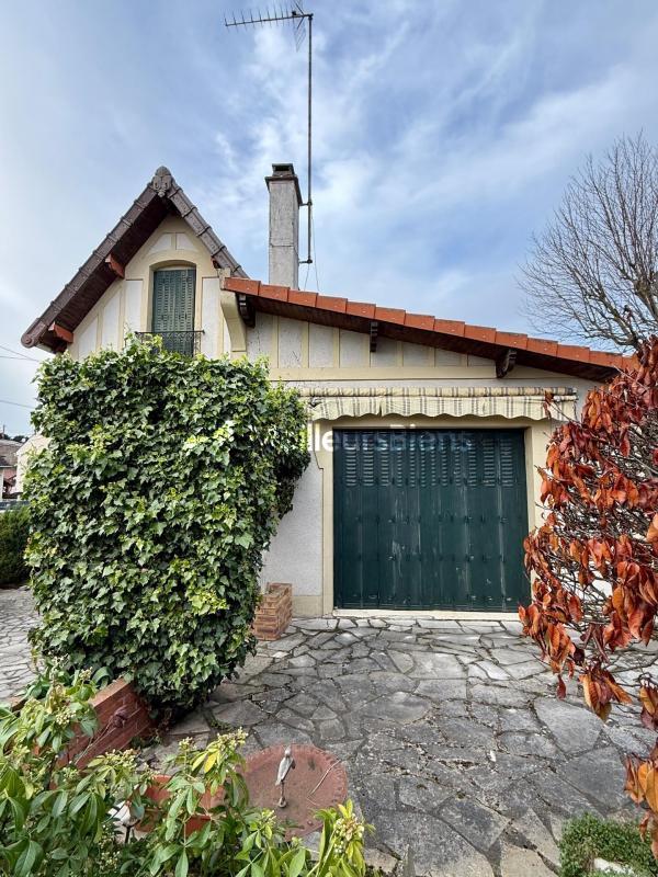 Maison - 84 m² - 5 pièces