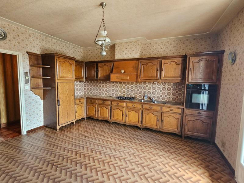 Maison - 245 m² - 7 pièces