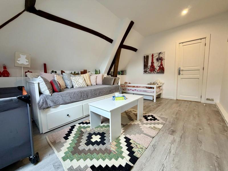 Maison - 102 m² - 5 pièces