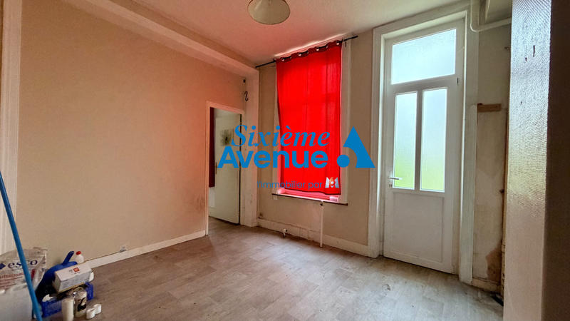 Maison - 185 m² - 10 pièces