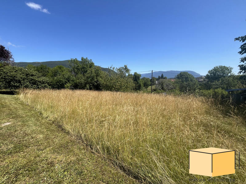 Terrain - 779 m²