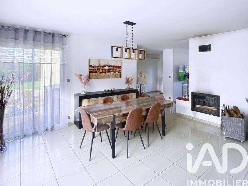 Maison - 151 m² - 7 pièces