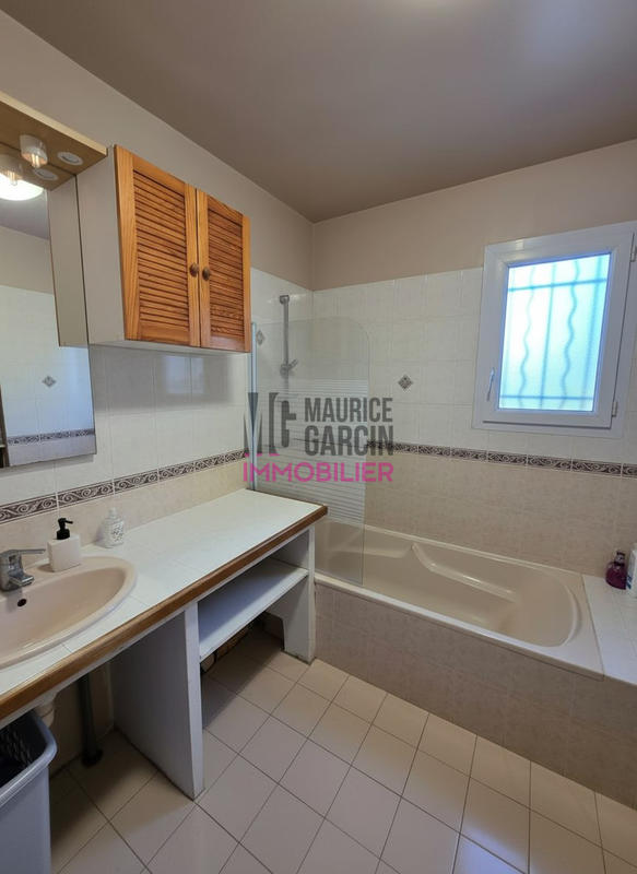 Maison - 120 m² - 4 pièces