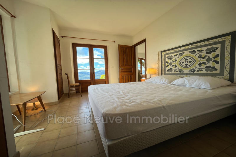 Villa - 140 m² - 5 pièces