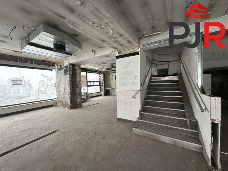 Local commercial - 549 m²