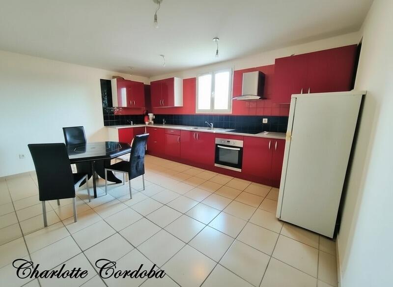 Maison - 233 m² - 8 pièces